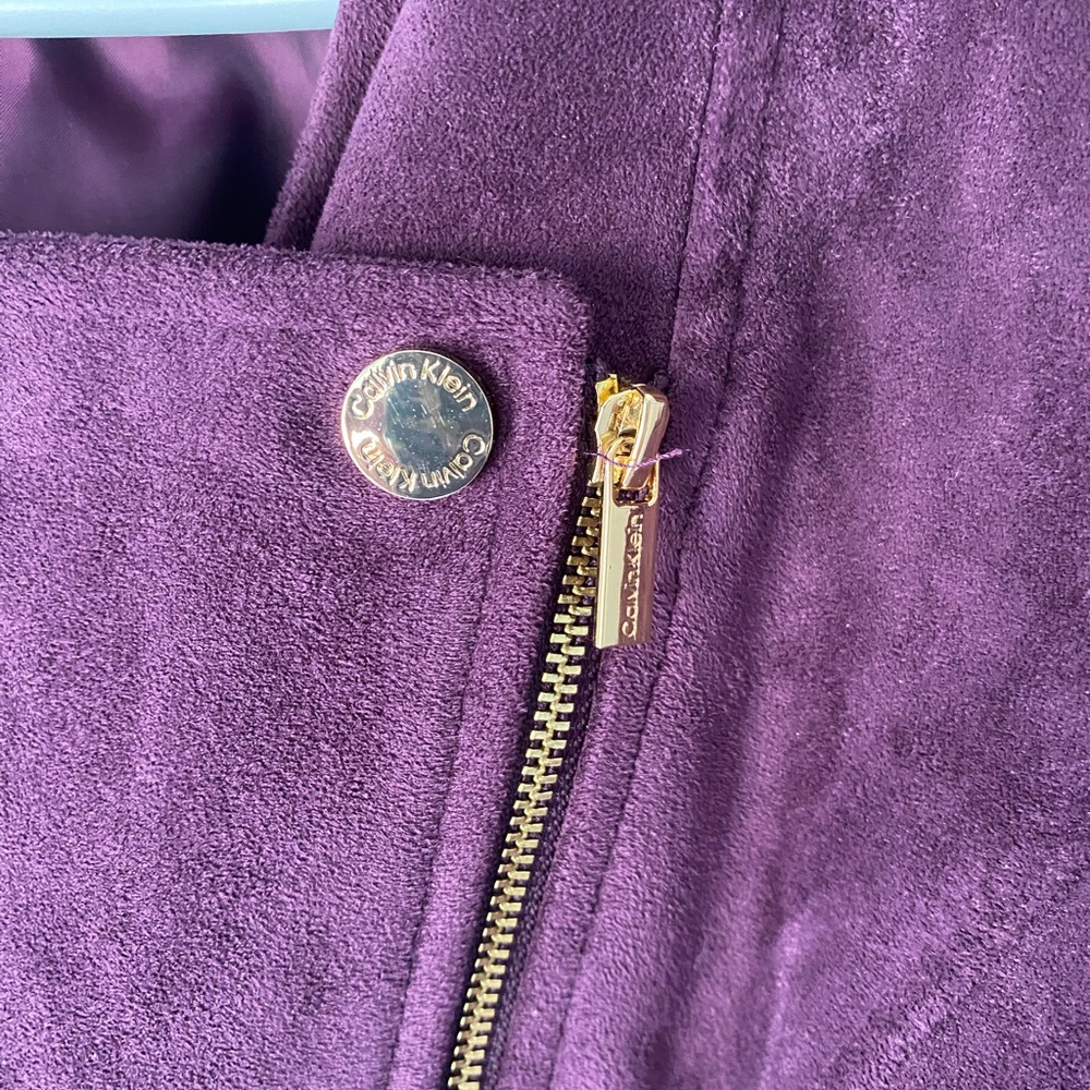 Calvin Klein Women's vegan Suede Plum Leather Jacket - Picture 5 of 7